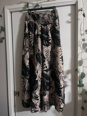 Live 4 Truth Black and Cream Tropical Pants